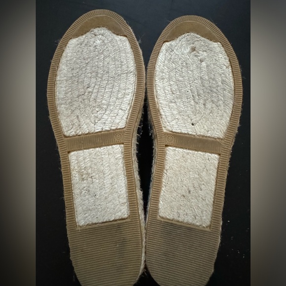 Espadrilles - Size9 - Picture 3 of 4